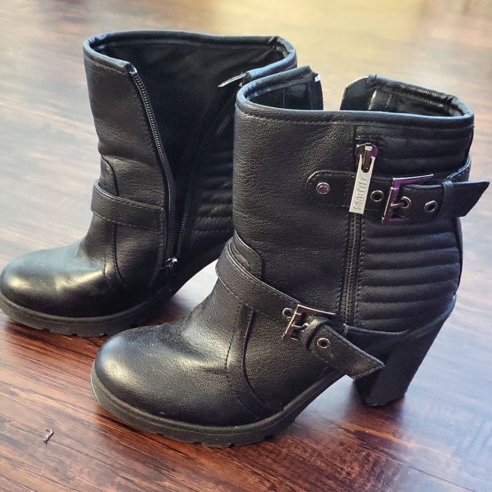 Ankle boots